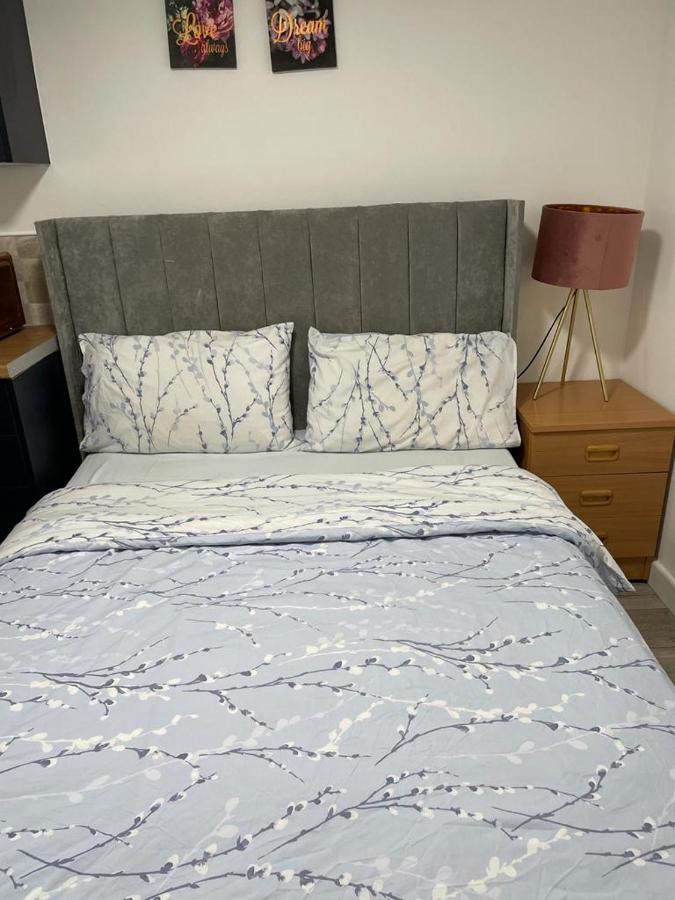 Brand New Studio Apartment With Beautiful Kitchen-Close To Liverpool City Centre Exteriör bild