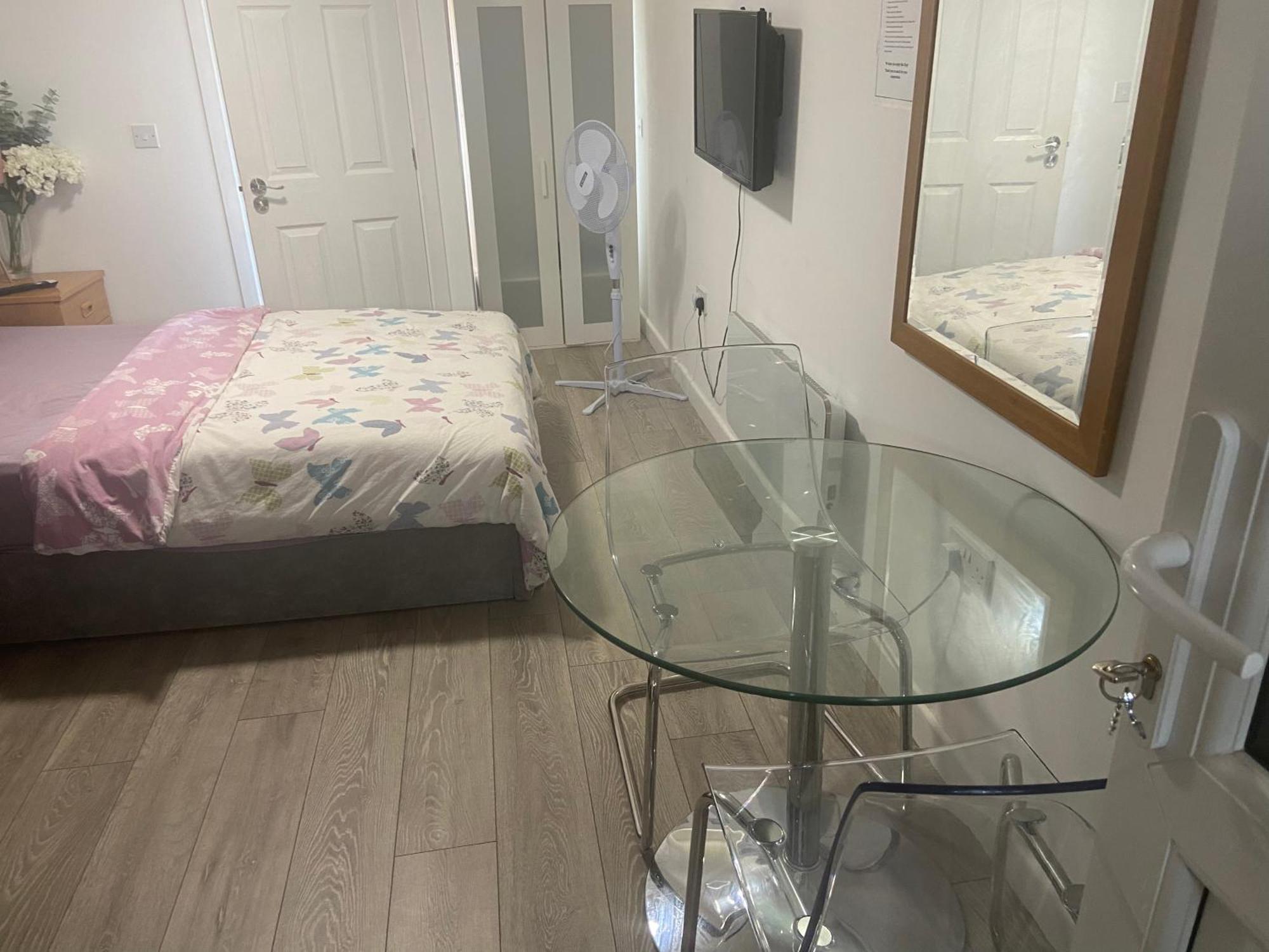 Brand New Studio Apartment With Beautiful Kitchen-Close To Liverpool City Centre Exteriör bild